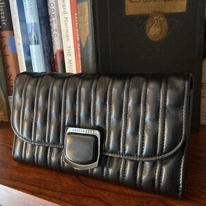 Longchamp Brioche Foldover Wallet in Black Lambskin Leather Made in France